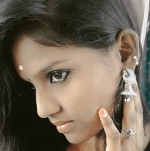 Meet your Posher, Navanitha